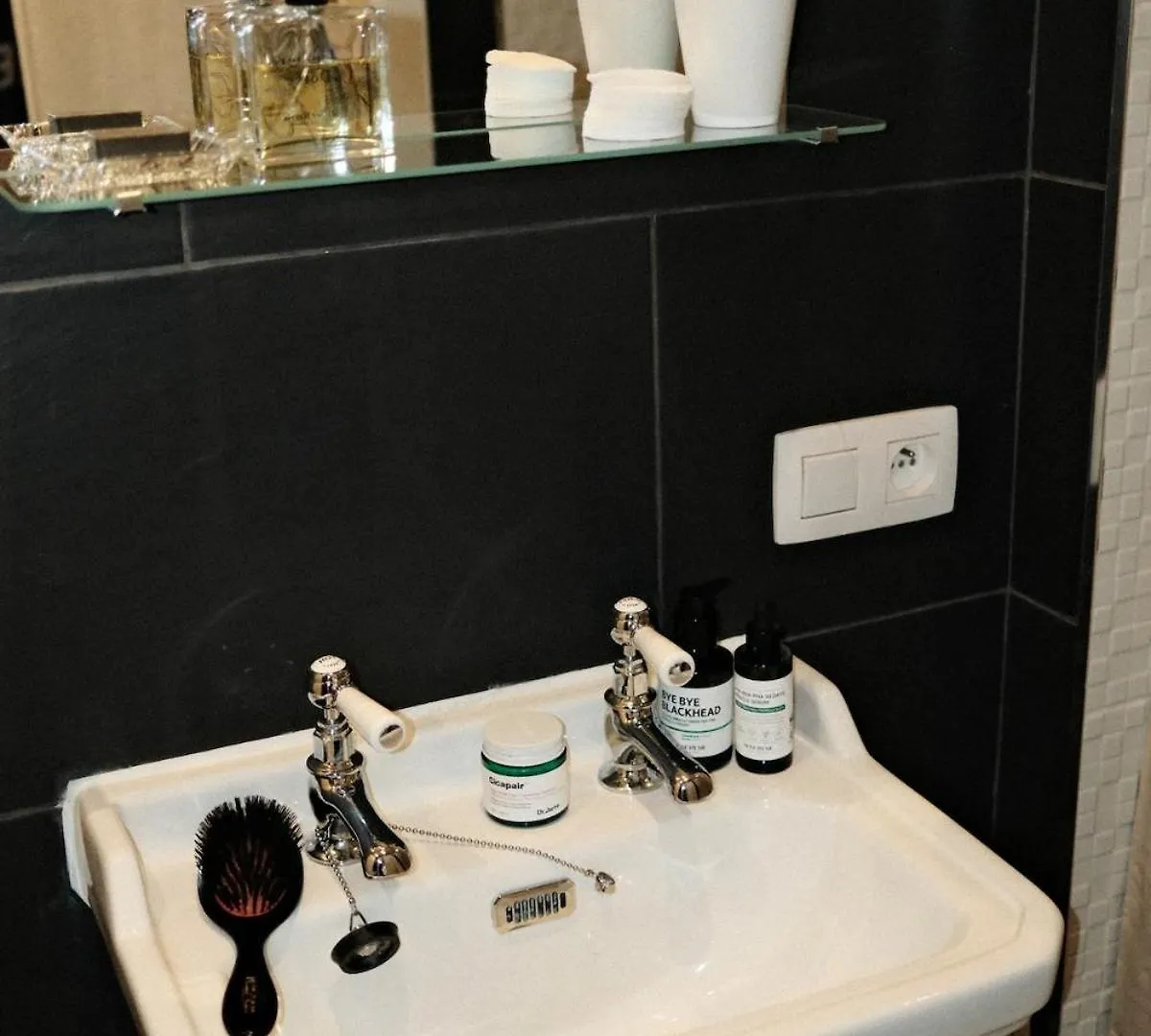 Boutique Studio Simone Antwerp Apartment